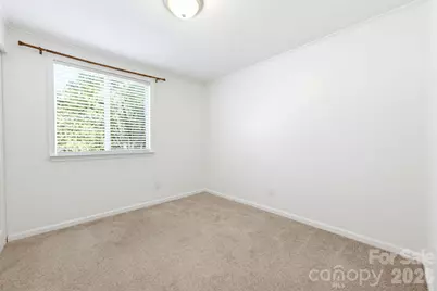 6901 Rollingridge Drive, Charlotte, NC 28211 - Photo 15