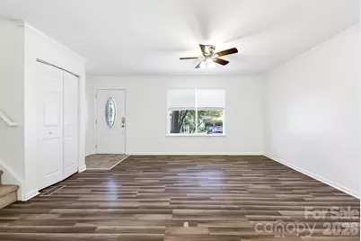 6901 Rollingridge Drive, Charlotte, NC 28211 - Photo 5