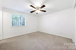 6901 Rollingridge Dr, Charlotte, NC 28211 - Photo 19