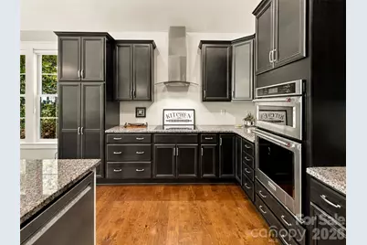 125 Orvis Stone Circle, Candler, NC 28715 - Photo 13
