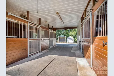 401 Over Hill Drive, Tryon, NC 28782 - Photo 33