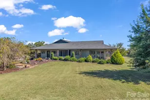 401 Over Hill Dr, Tryon, NC 28782 - Photo 1