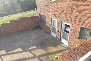 1906 Old Spartanburg Rd, Hendersonville, NC 28792 - Photo 11