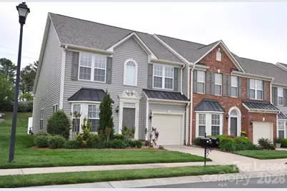 614 Bayou Circle, Lake Wylie, SC 29710 - Photo 1