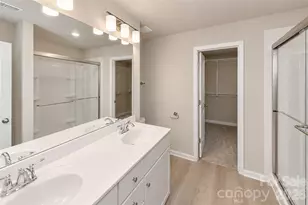 5321 Bella Rose Ct, Charlotte, NC 28216 - Photo 19