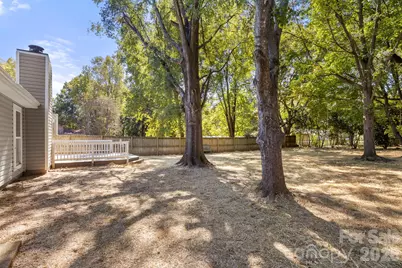 7607 Eastbourne Road, Charlotte, NC 28227 - Photo 41