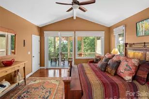 1 Meadow Ridge Ln, Hendersonville, NC 28739 - Photo 21