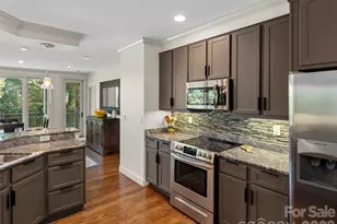 1 Meadow Ridge Ln, Hendersonville, NC 28739 - Photo 15
