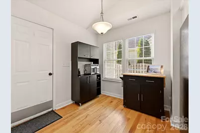 6701 Sweetfield Drive, Charlotte, NC 28269 - Photo 9