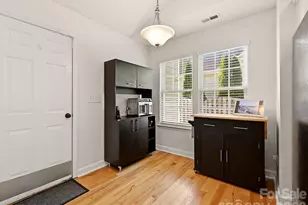 6701 Sweetfield Dr, Charlotte, NC 28269 - Photo 9