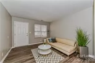 300 Hoskins Mill Rd, Charlotte, NC 28208 - Photo 13
