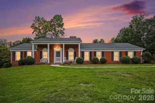 304 Gregory Rd, Statesville, NC 28677 - Photo 1