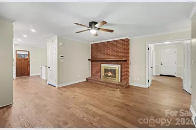 304 Gregory Road, Statesville, NC 28677 - Photo 7