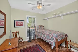 2400 Turnberry Ln, Charlotte, NC 28210 - Photo 9