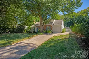 2400 Turnberry Ln, Charlotte, NC 28210 - Photo 1