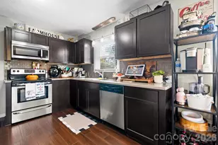 291 N Hughes Blvd, Hickory, NC 28601 - Photo 7