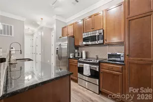 2810 Selwyn Ave, Charlotte, NC 28209 - Photo 3