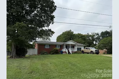 5507 Valley Field Road, Hickory, NC 28602 - Photo 1