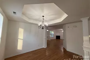 6734 Chieftain Dr, Charlotte, NC 28216 - Photo 3