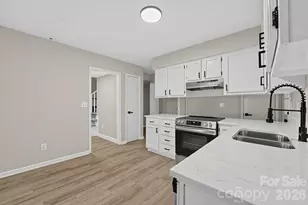 8500 Othello Pl, Charlotte, NC 28227 - Photo 5