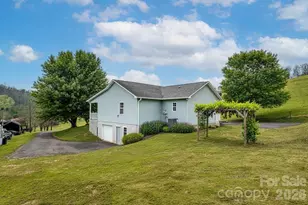 7215 Hwy 421 Hwy N, Vilas, NC 28692 - Photo 45