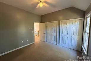 5609 Fairvista Dr, Charlotte, NC 28269 - Photo 19