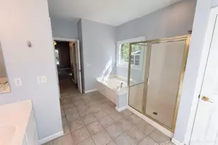 5609 Fairvista Dr, Charlotte, NC 28269 - Photo 15