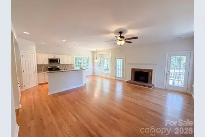 5609 Fairvista Drive, Charlotte, NC 28269 - Photo 3