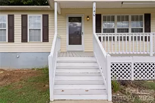 140 Clara Dr, Statesville, NC 28677 - Photo 3