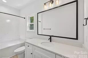 8425 Old Plank Rd, Charlotte, NC 28216 - Photo 17
