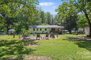 3917 Lake Rd, Charlotte, NC 28269 - Photo 17