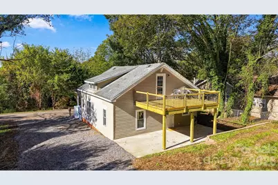 111 Hickory Street SW, Lenoir, NC 28645 - Photo 29