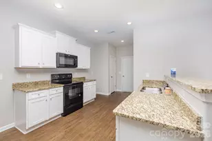 6209 Purbeck Way, Charlotte, NC 28215 - Photo 7