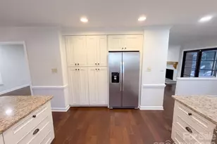 4704 Benridge Ln, Charlotte, NC 28226 - Photo 9