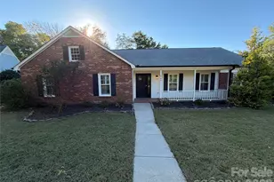 4704 Benridge Ln, Charlotte, NC 28226 - Photo 1