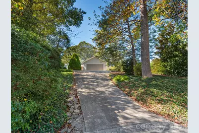 103 Amelia Drive, Hendersonville, NC 28792 - Photo 27