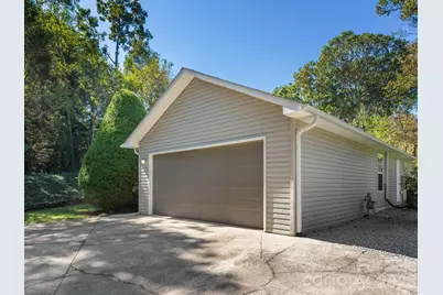 103 Amelia Drive, Hendersonville, NC 28792 - Photo 31