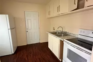 1661 Montana Dr, Charlotte, NC 28216 - Photo 3
