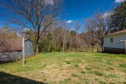 218 W 28th Street, Newton, NC 28658 - Photo 11