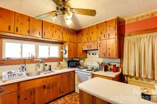 44 B St, East Flat Rock, NC 28726 - Photo 3