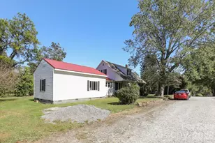 44 B St, East Flat Rock, NC 28726 - Photo 13