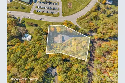573 Watauga Street, Newland, NC 28657 - Photo 5