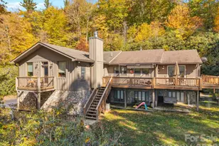 573 Watauga St, Newland, NC 28657 - Photo 1