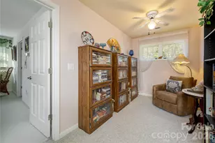 1111 Citation Cir, Hendersonville, NC 28739 - Photo 29