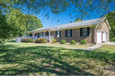 131 Patrick Road, Gastonia, NC 28056 - Photo 3