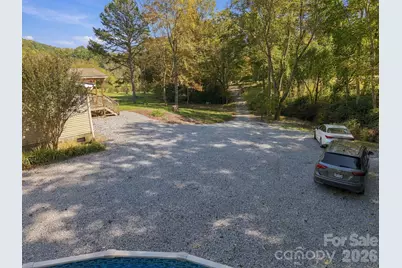 375 Lanning Mill Road, Hendersonville, NC 28792 - Photo 7