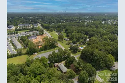 6510 Pleasant Grove Road, Charlotte, NC 28216 - Photo 11