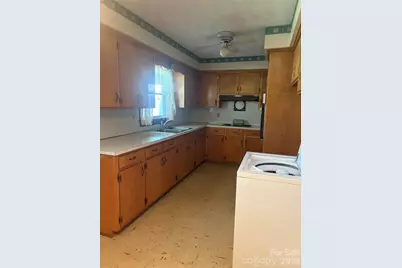 3149 Catawba Street, Claremont, NC 28610 - Photo 5