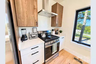 3 Locust Street, Asheville, NC 28804 - Photo 7
