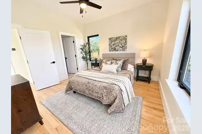 3 Locust Street, Asheville, NC 28804 - Photo 17